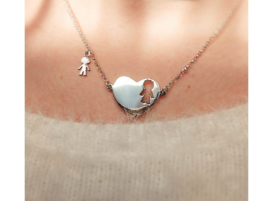 Collana personalizzata a forma di cuore con zircone e testo inciso